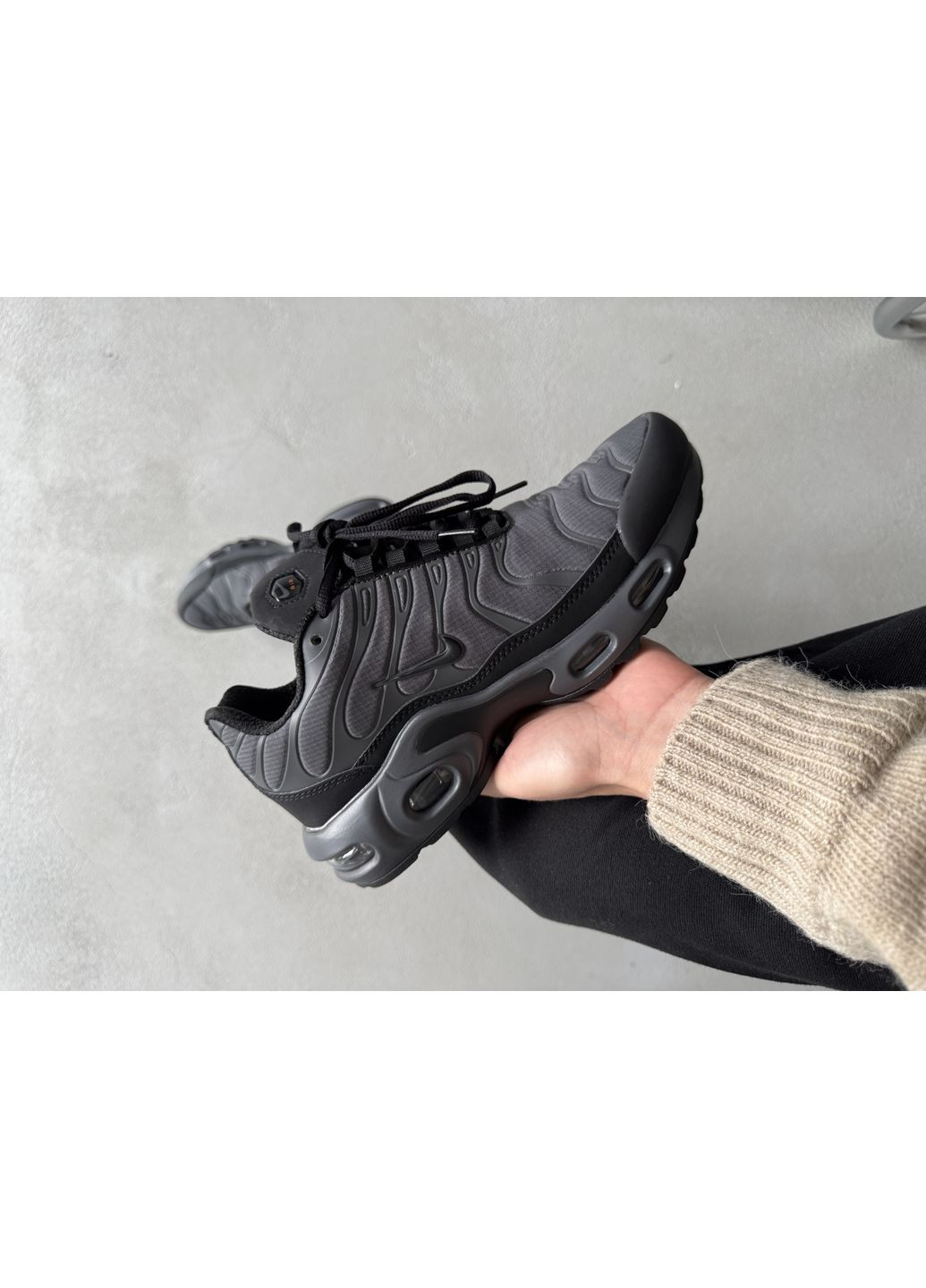 КРОССОВКИ ЖЕНСКИЕ NIKE AIR MAX TN PLUS GTX GREY / BLACK НАЙК АИР МАКС ТН ПЛЮС No Brand серые демисезоны (367170642)