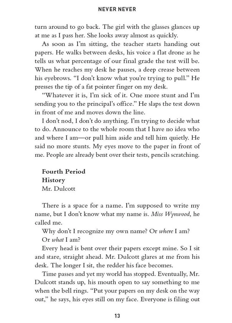Never Never HarperCollins (393142404)