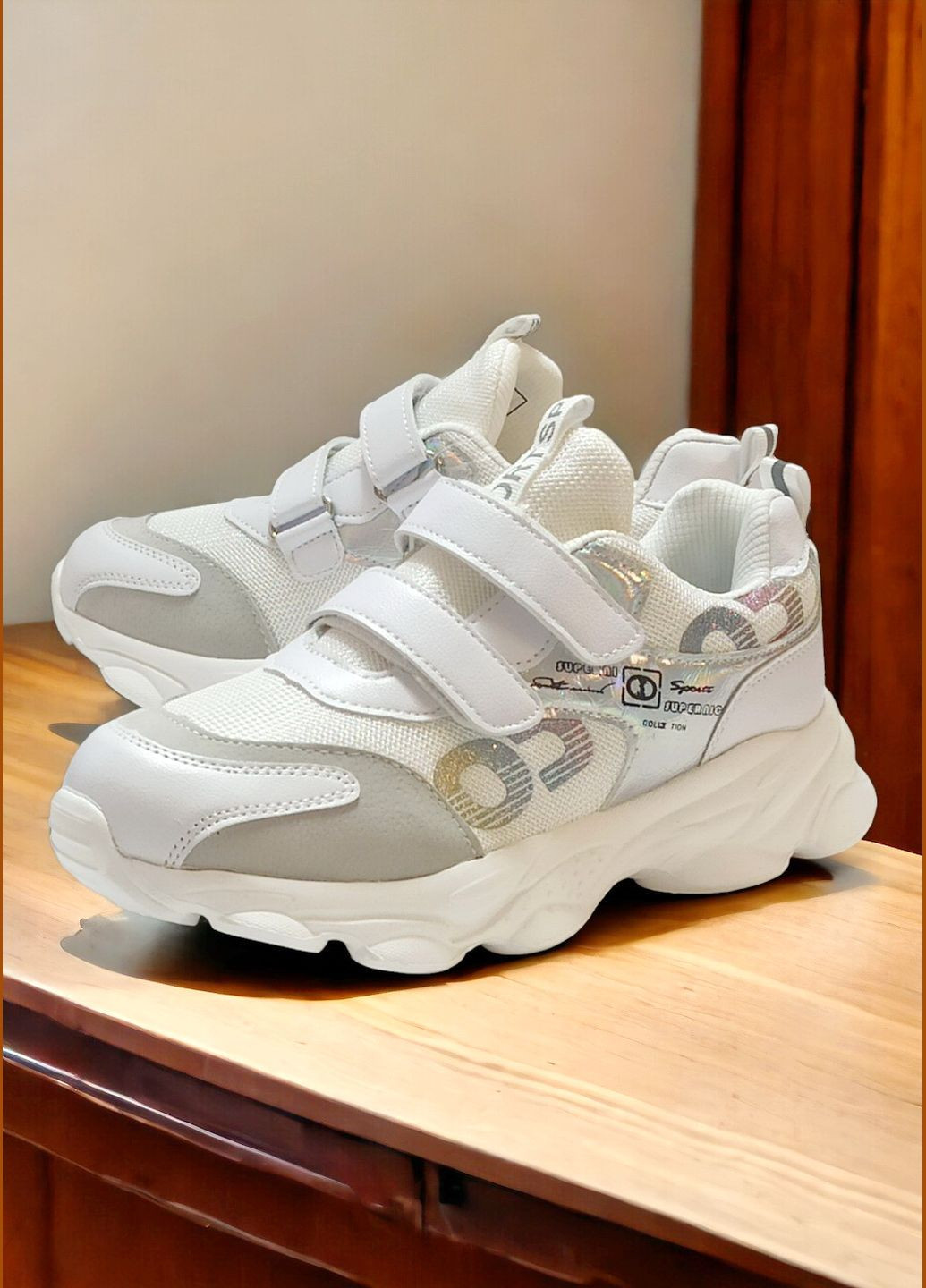 Білі осінні дитячі кросівки для дівчинки том м 7418а Tom.M