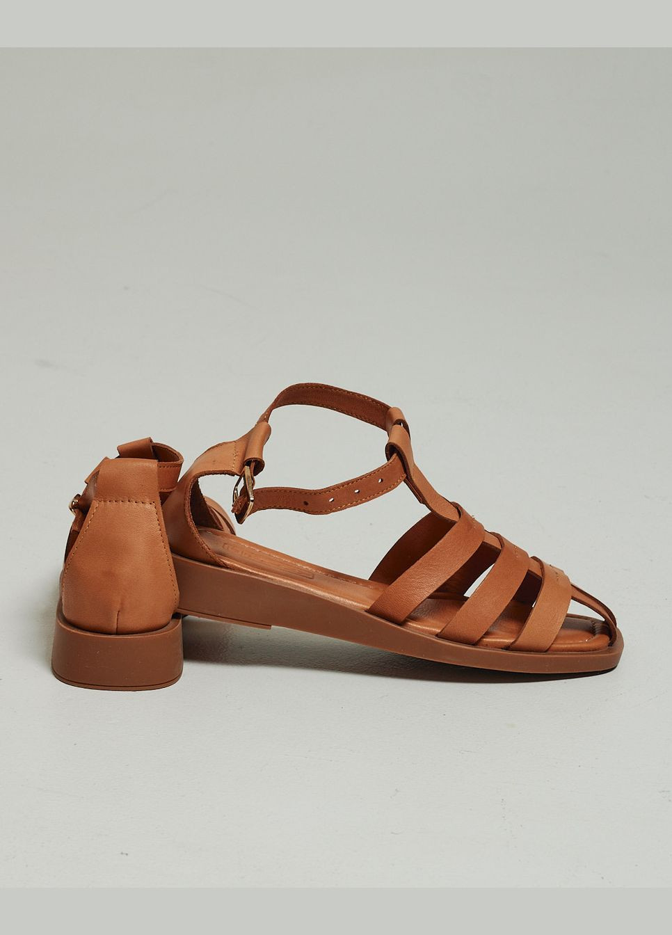 Босоніжки на танкетці Phany (292755577)