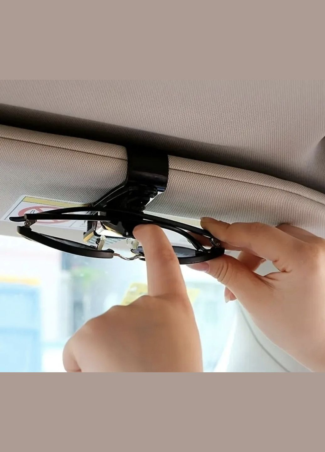 Вращающийся держатель для очков в авто (темный) China (345750848)