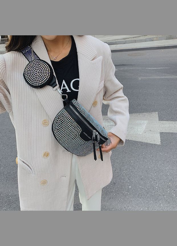 Жіноча сумка бананка на груди зі стразами екокожа міні срібло (sku_1398С) No Brand (330576401)