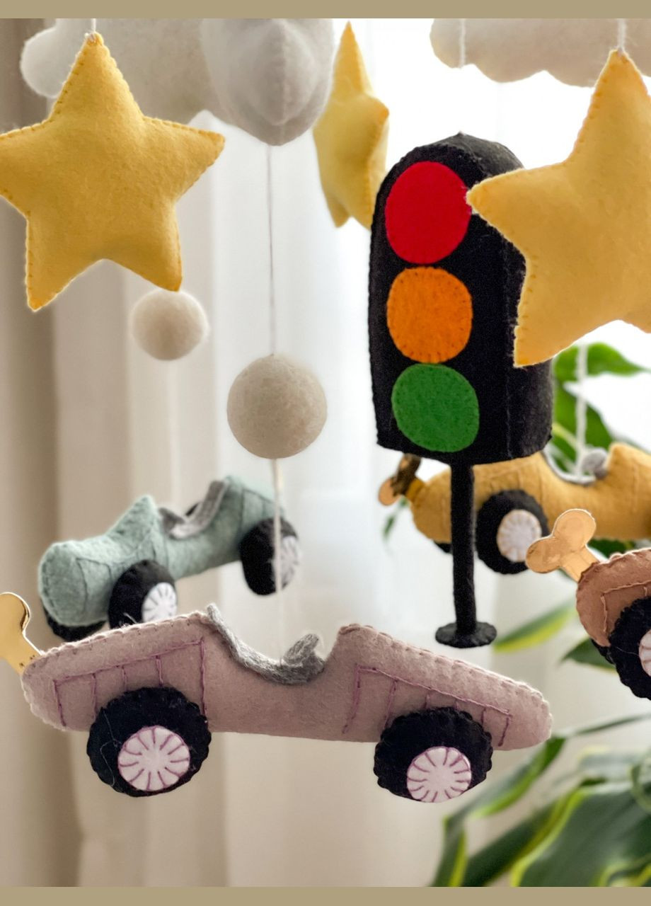 Дитячий мобіль на ліжечко для немовлят WooolyWool «Машинки» No Brand (342758001)