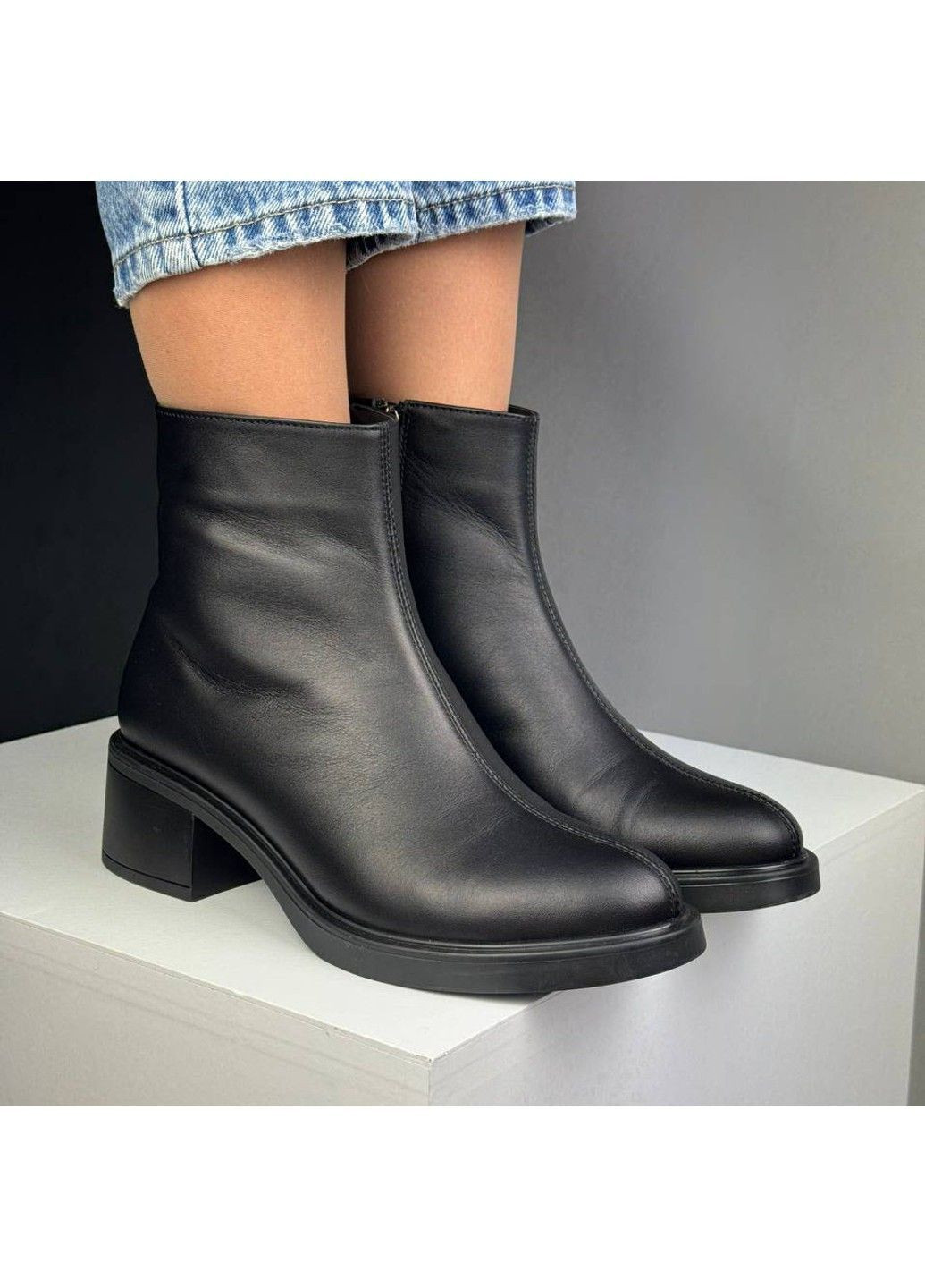 480 Черевики Демісезонні чорні шкіряні на підборі No Brand (367960247)