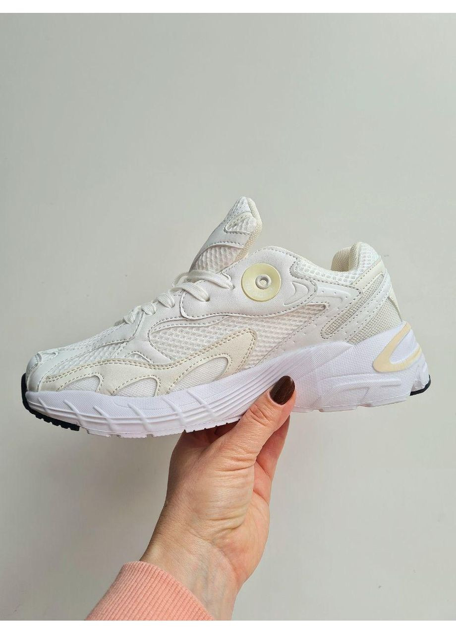 Бежевые демисезонные кроссовки мужские adidas astir champagne white адидас No Brand