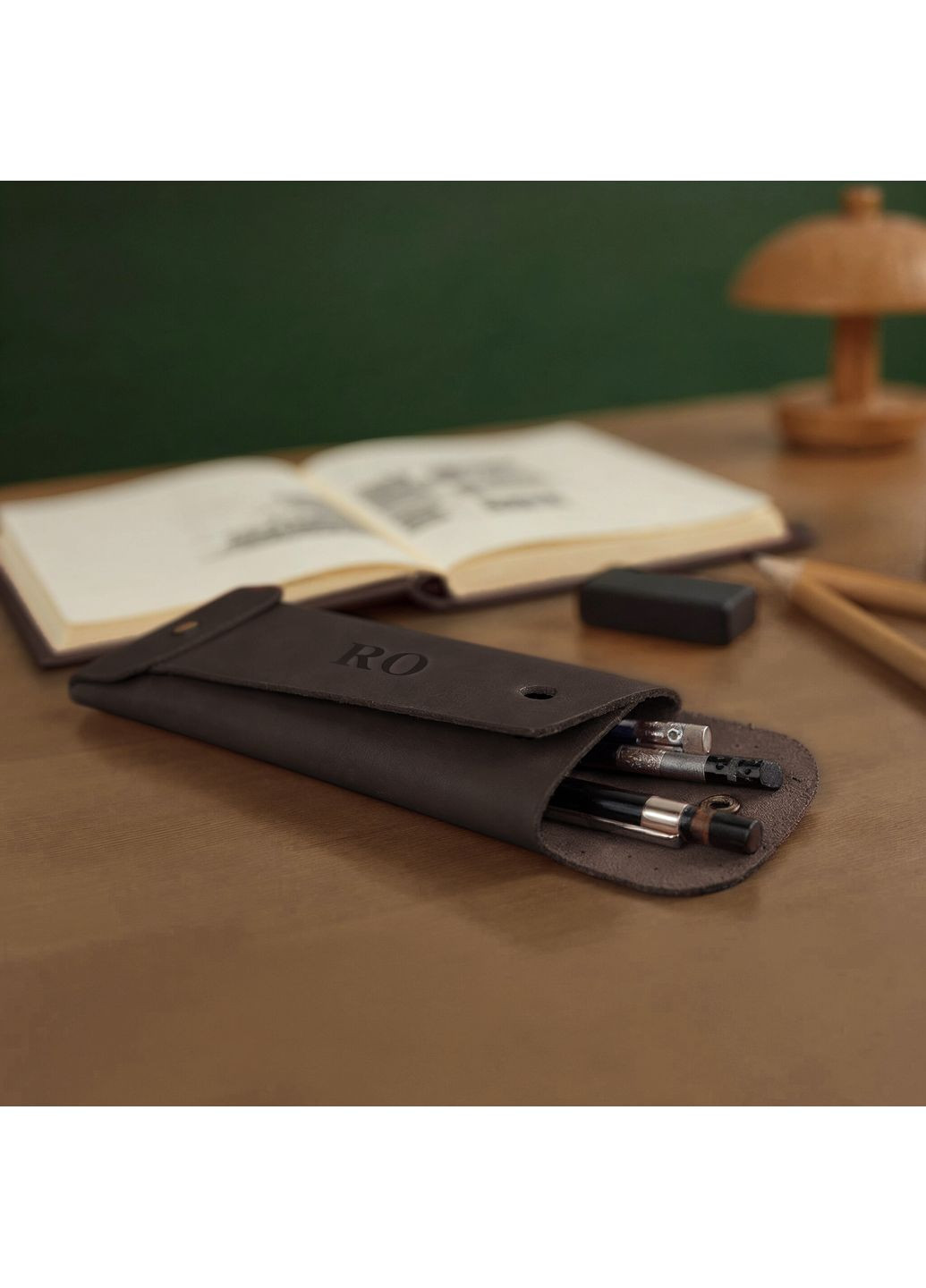 Кожаный пенал для карандашей, ручек и кистей с персонализацией No Brand (365039554)