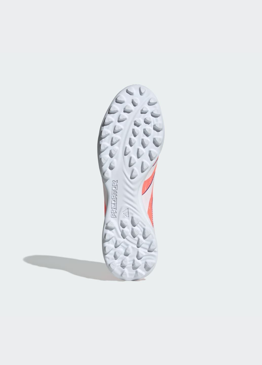 Помаранчеві літні бутси predator league turf adidas