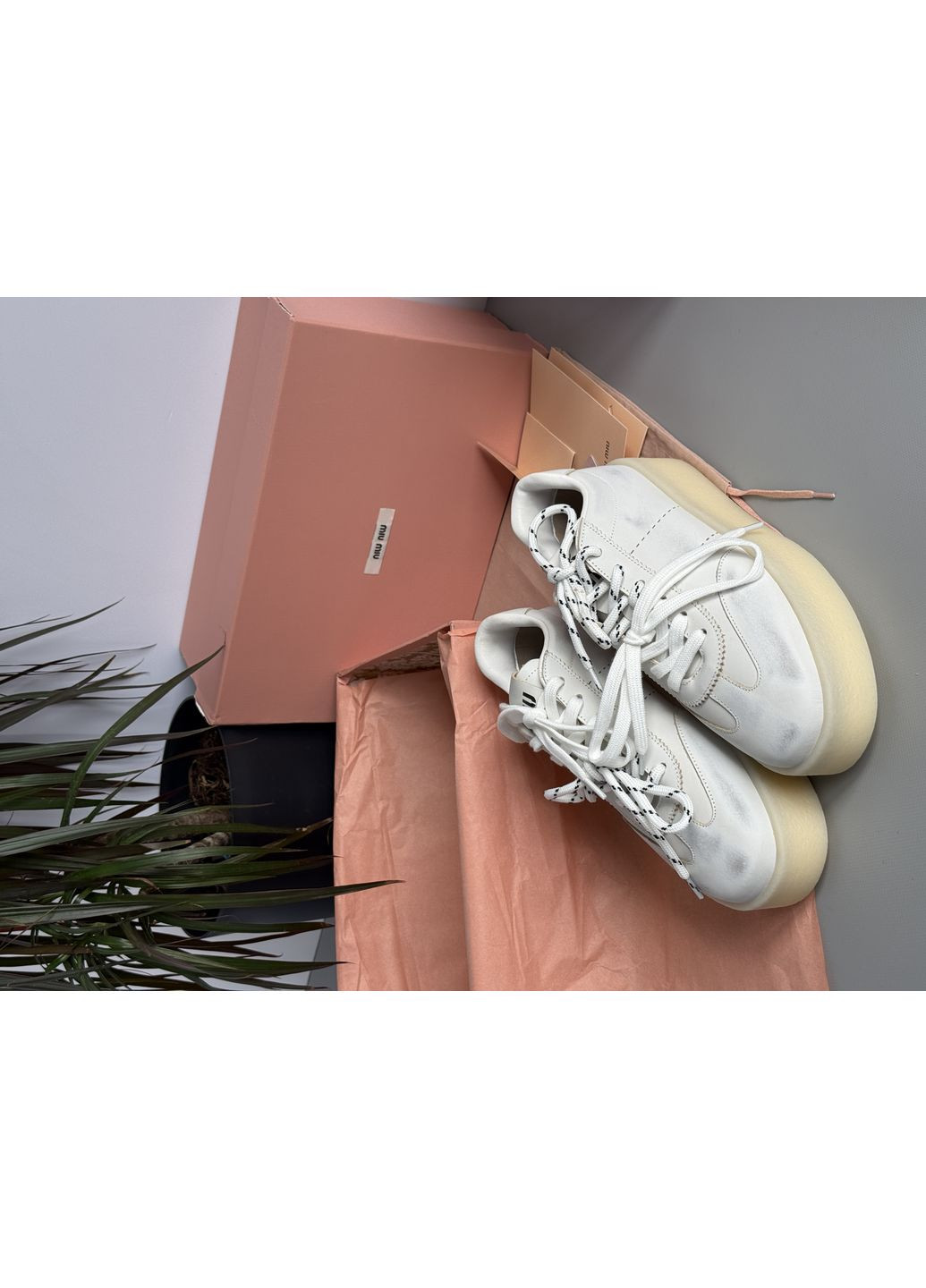 Кроссовки женские Miu Miu White| Миу Миу белые No Brand белые демисезоны (365963547)