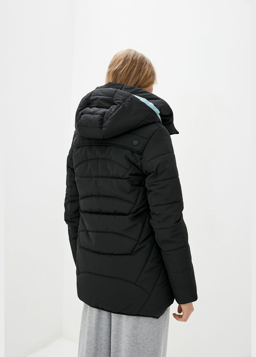 Черная куртка зимняя Modniy OAZIS