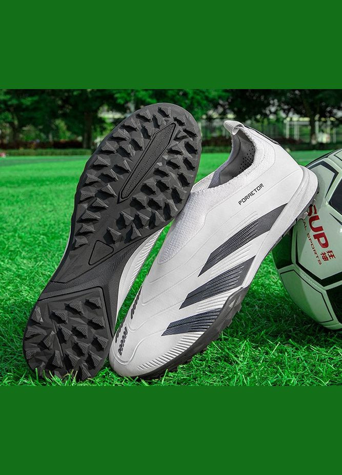 Белые футбольные сороконожки No Brand без шнурков