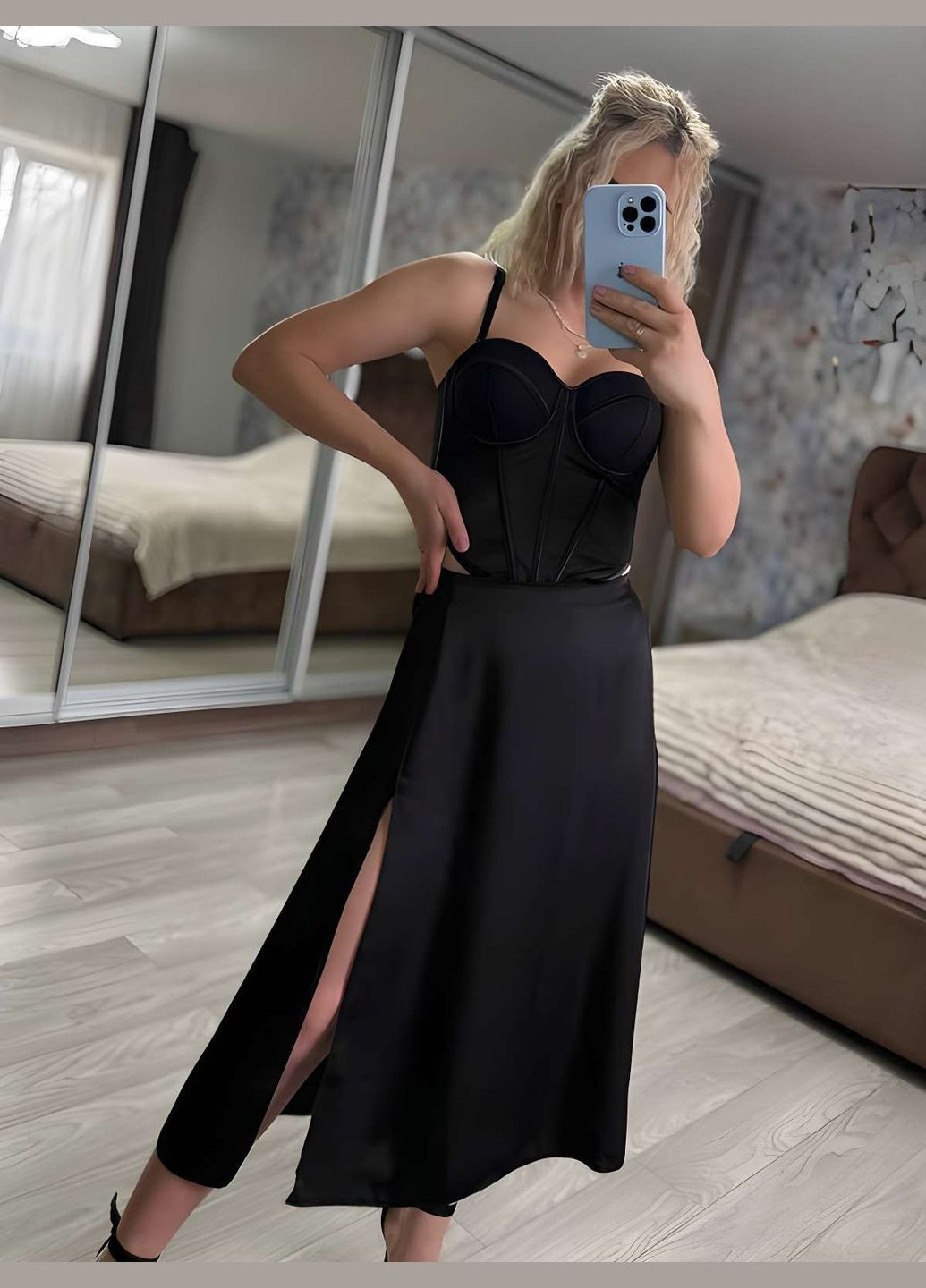 Черная повседневная, кэжуал, коктейльный, вечерний, карнавальный однотонная юбка меди с разрезом женская дабл шелк 42-48 черная, голубая, зеленая, розовая No Brand