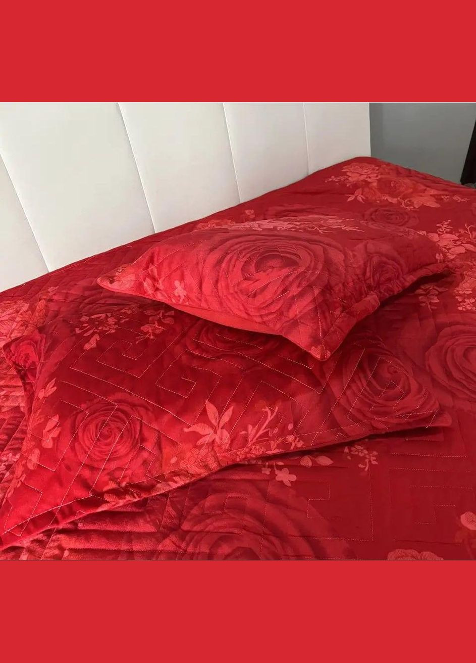 Комплект покривало на ліжко та наволочки 2 шт Червоний Євро (К5002-3) No Brand (306633323)