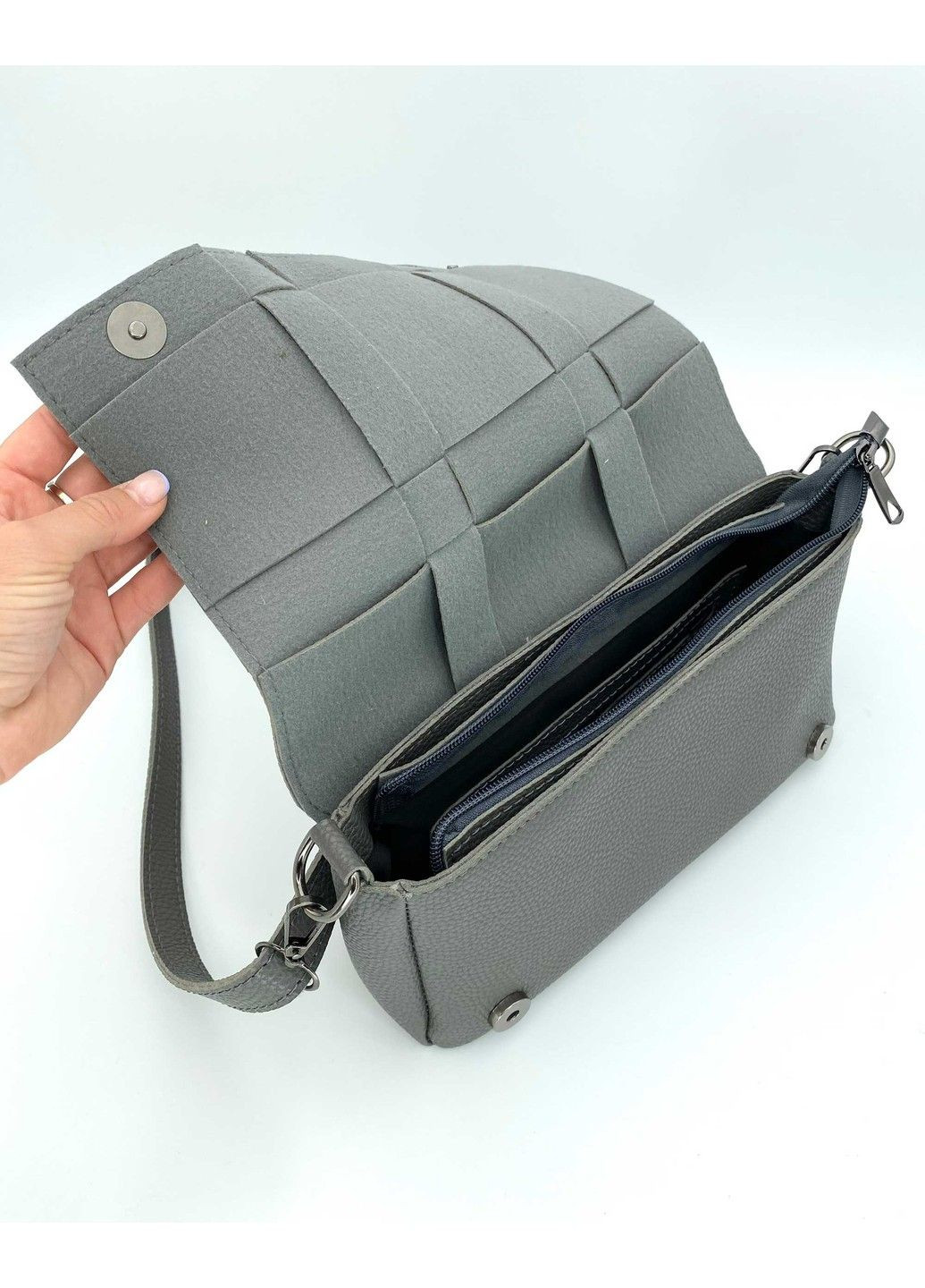 Жіноча сумка «Ірма» сіра WeLassie (315688540)