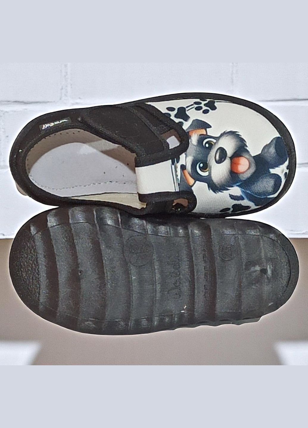 Черные ортопедические закрытые тапочки на липучке для мальчика сменка в садик Waldi