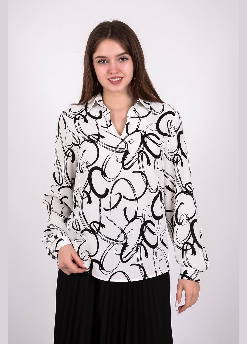 Молочна блузка жіноча 053 кільця чорні американський креп молочна Актуаль