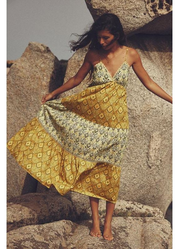 Желтое ярусное платье на бретелях Zara