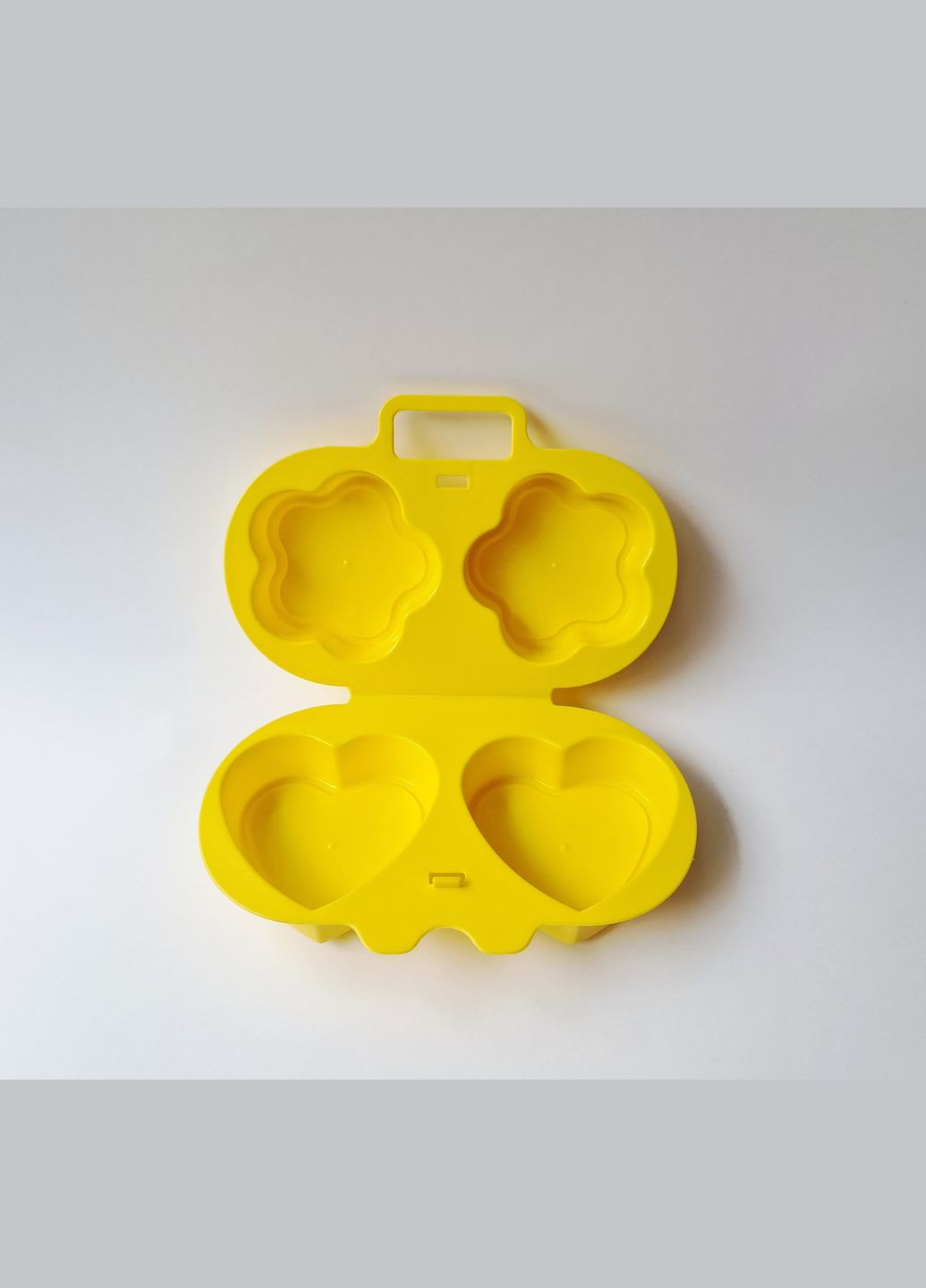 Форма цветов и сердечек пластиковая для приготовления яиц в микроволновке TMM-37 No Brand (337513199)