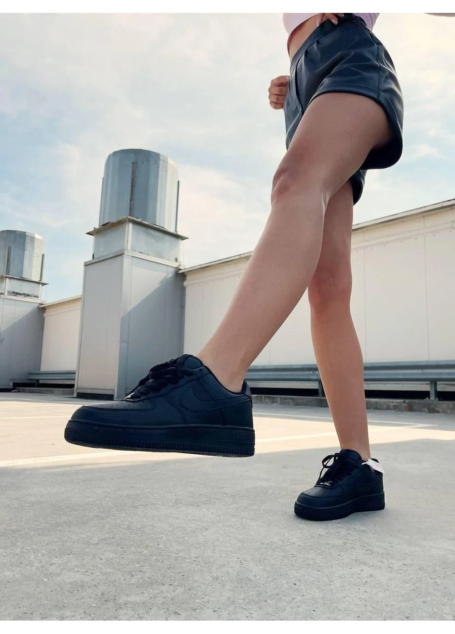 Черные летние кроссовки nike air force 1 classic black найк аир форс 1 No Brand