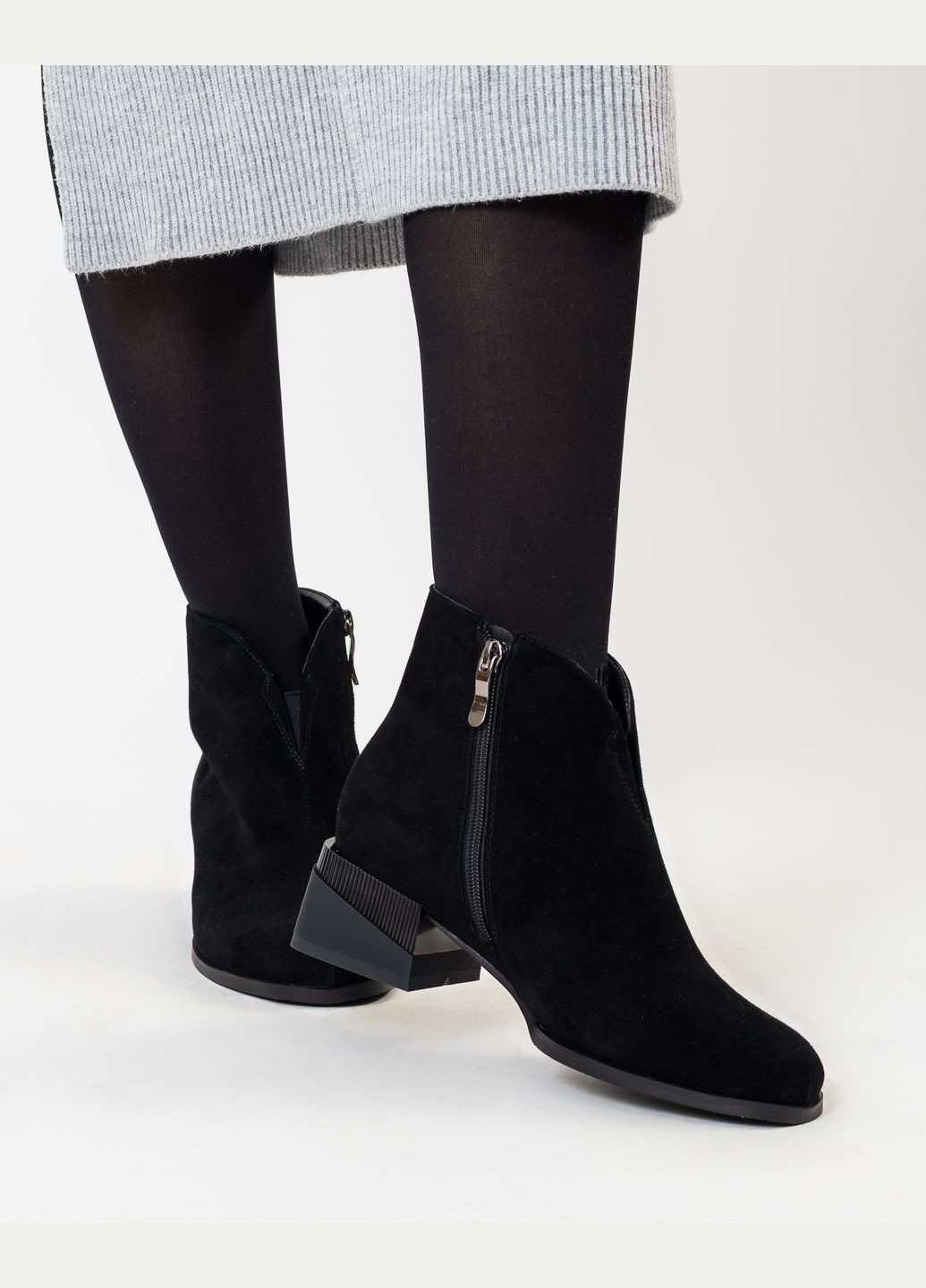 Чорні черевики (1566б) Velly