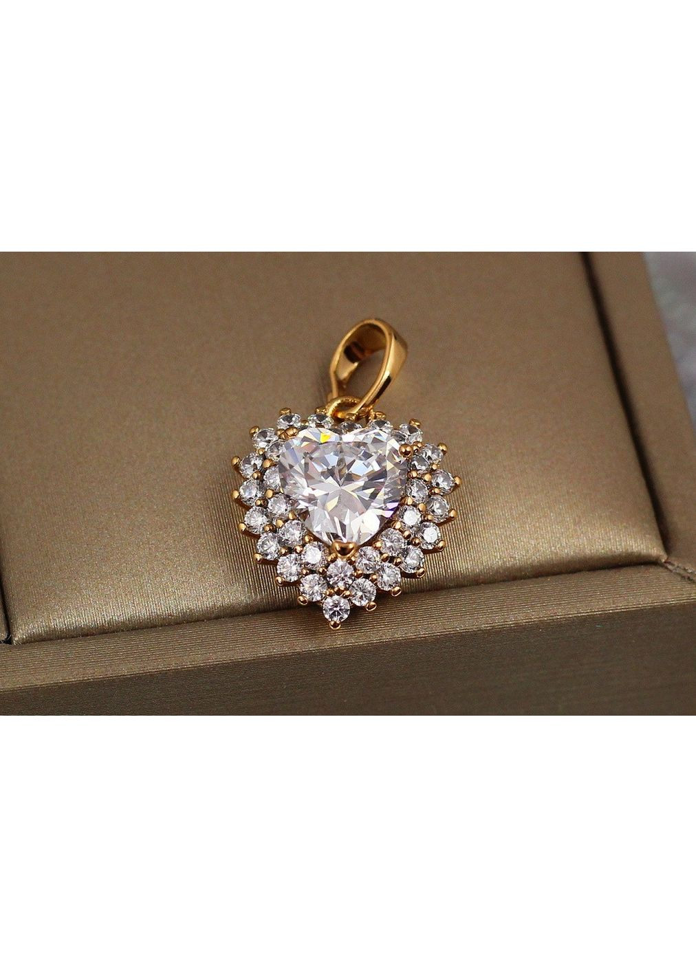 Кулон Фіанітове серце в подвійному канті 1,5 см золотистий love-shopping Xuping Jewelry (355798325)