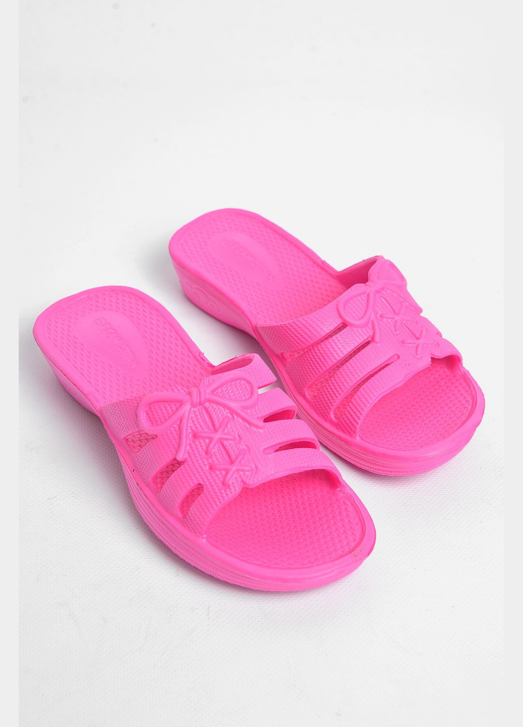 Шльопанці дитячі для дівчинки піна рожевого кольору Let's Shop (295012159)