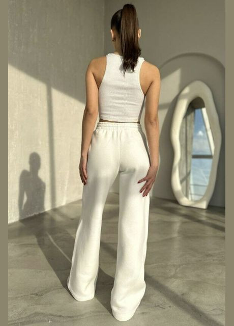 Спортивные штани женские белого цвета Let's Shop (290981531)