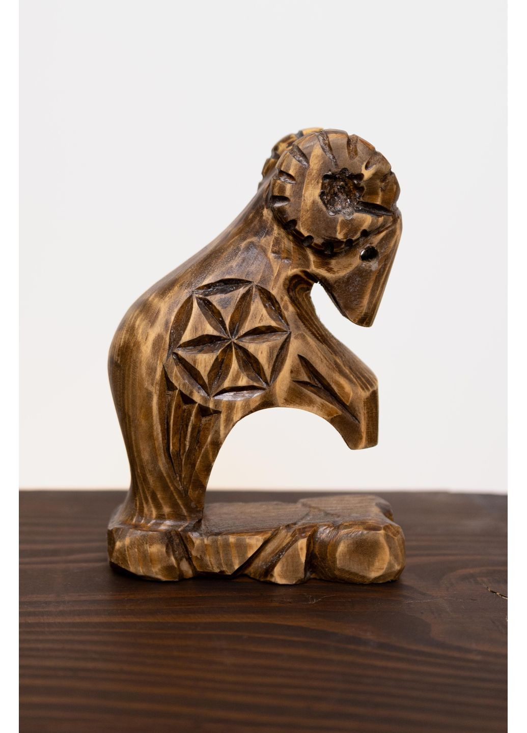 Статуетка Баранець Василько деревʼяний, 20х12 см, синій, Зерно (371646709)