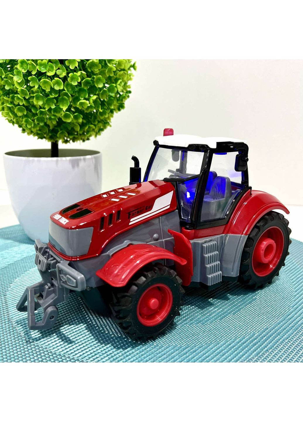 Трактор на радіокеруванні масштаб 1:24 підсвічування Червоний (HJ8011) No Brand (354821000)