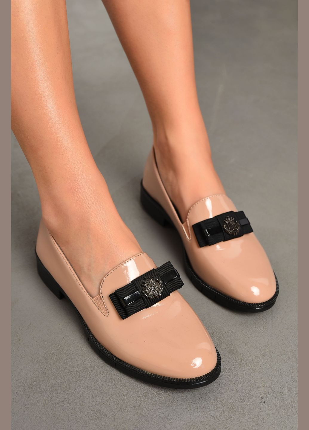 Let's Shop Туфлі-лофери жіночі бежевого кольору лофери бежевий з штучна шкіра, україна — демісезон (306712043)