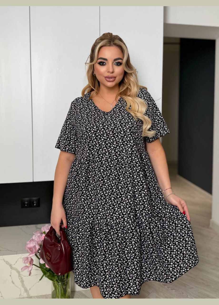Чорна повсякденний жіноча сукня міді вільного крою з коротким рукавом MonCher з квітковим принтом