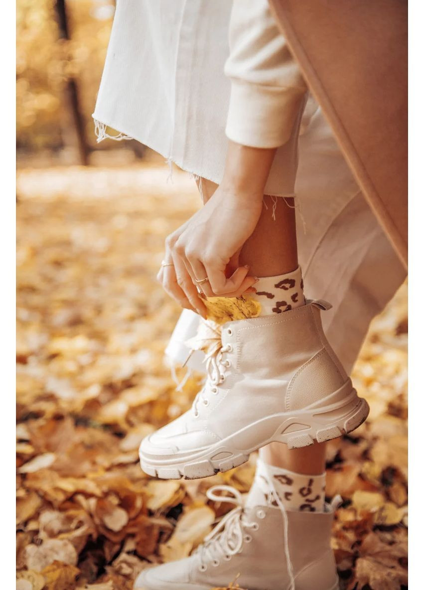 Молочні жіночі шкарпетки Gabriella леопардові (363020723)