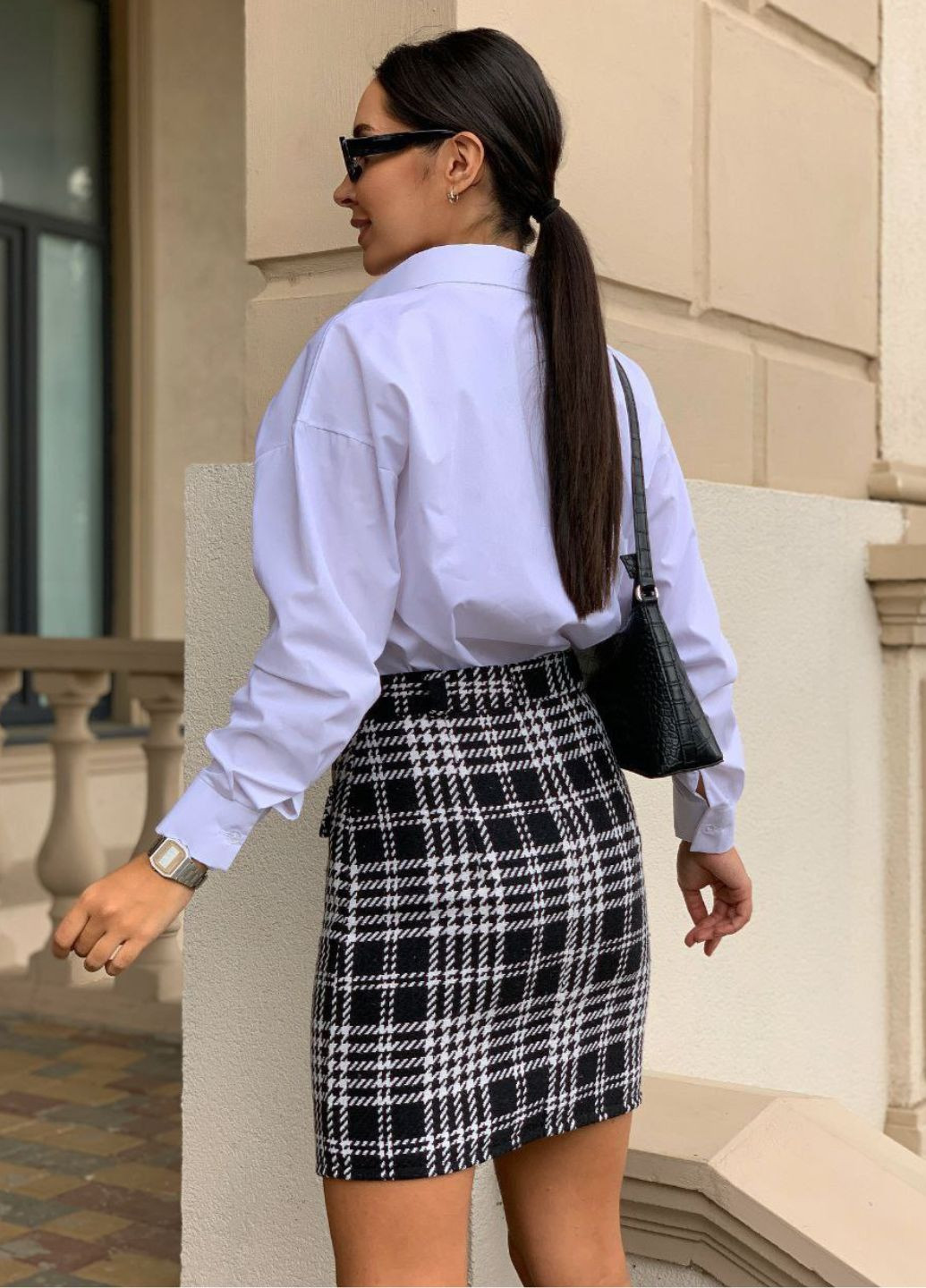 Черно-белая повседневная в клетку мини юбка в клетку с декоративными пуговицами. Tik-Tak