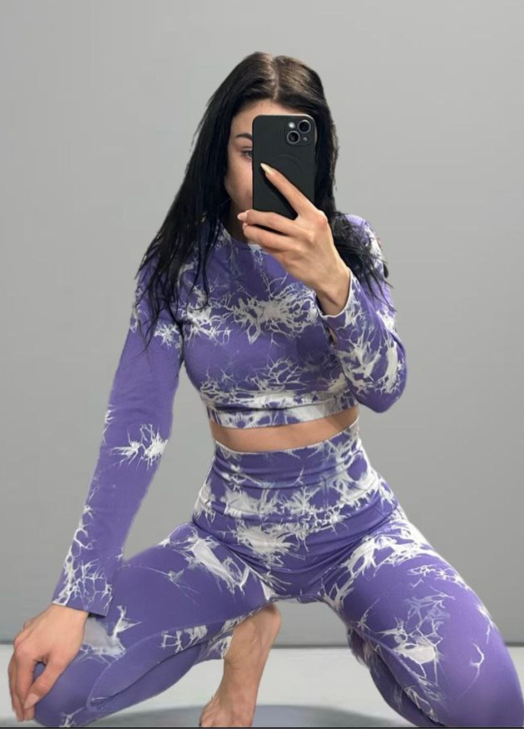 Базовий приталений спортивний костюм двійка: топ з довгими рукавами з вирізами під пальчики + лосини Tik-Tak (322677749)