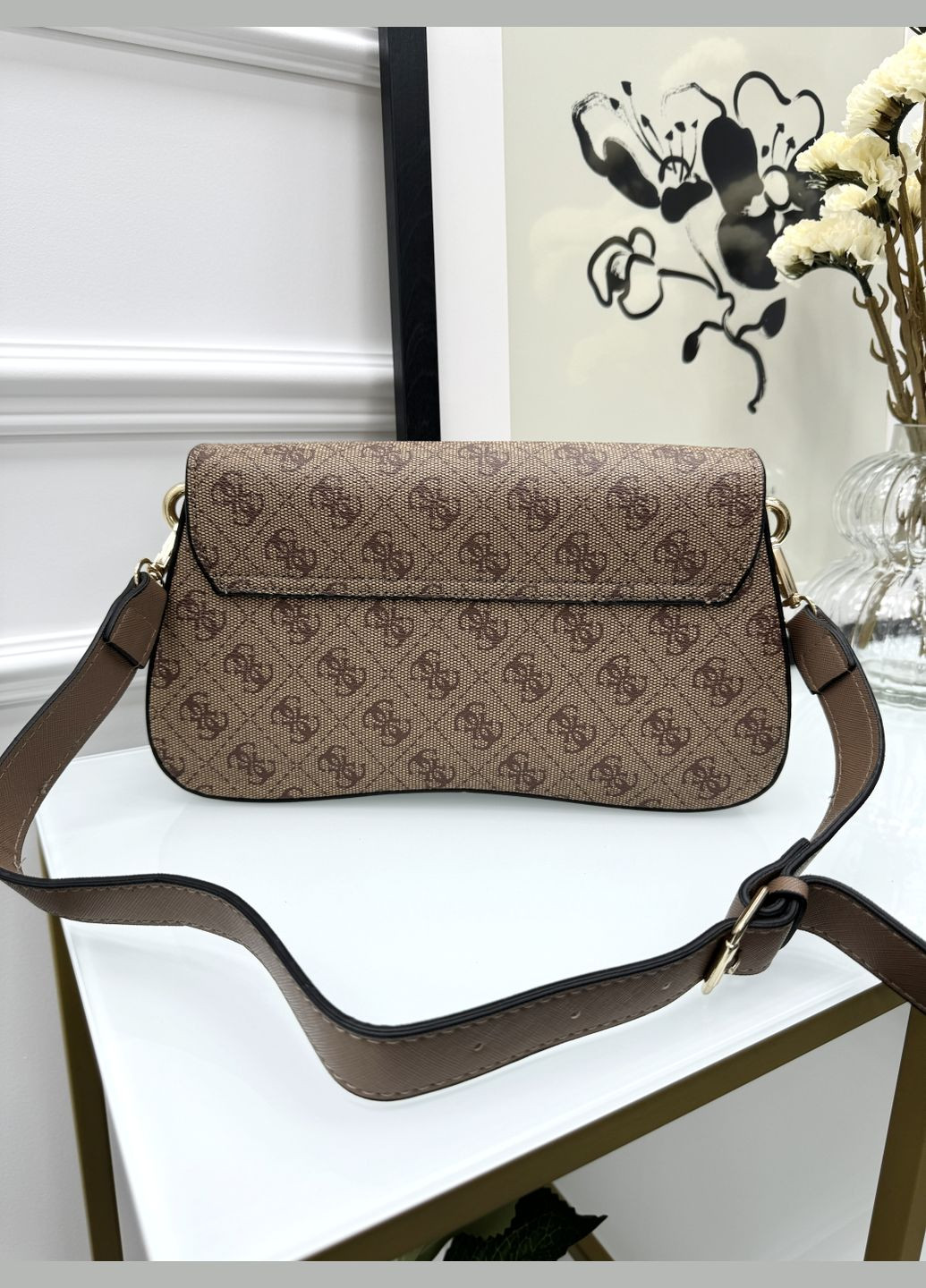 Женская сумка Гесс Noelle багет бежевый No Brand (322360024)