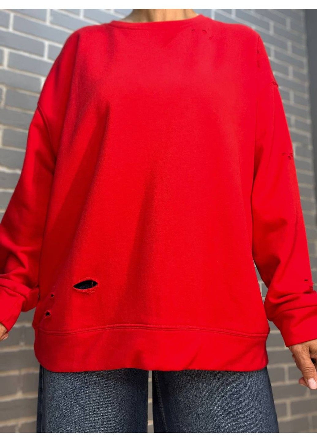 Красный свитшот женский joy one 6969 оверсайз удлиненный однотонный порезы (302899881)