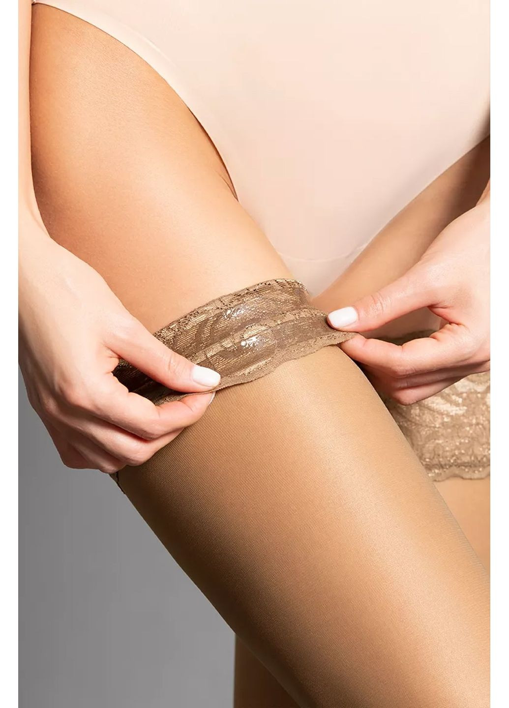 Панчохи матові з мереживом на силіконі Romantic 30 den Levante (351583856)