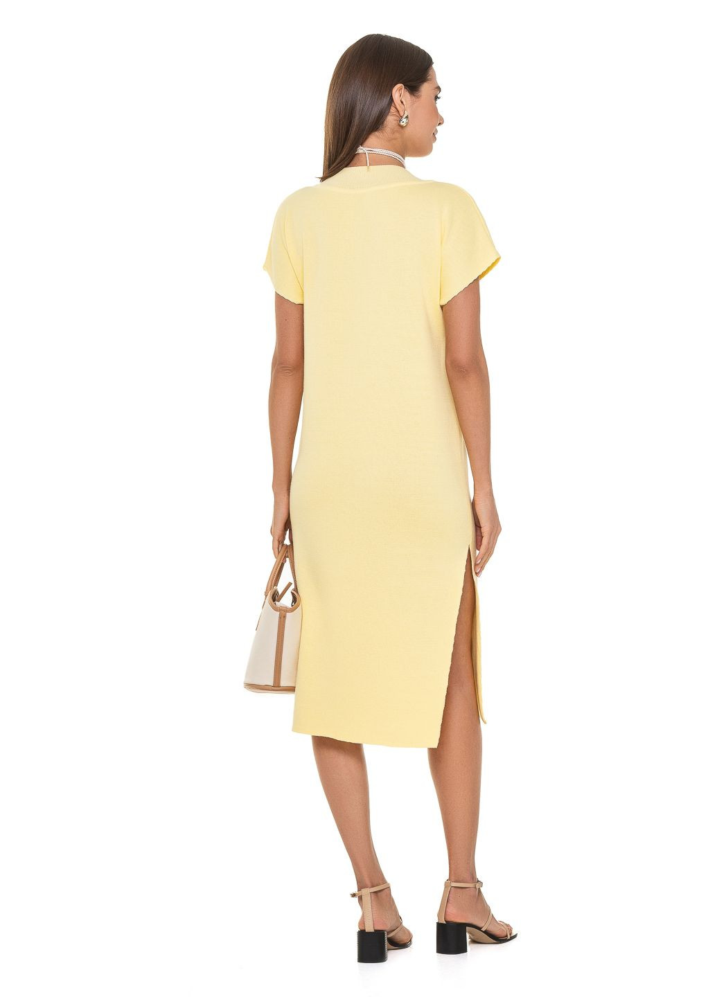 Жовтий вільна трикотажна сукня з v-подібним вирізом SVTR