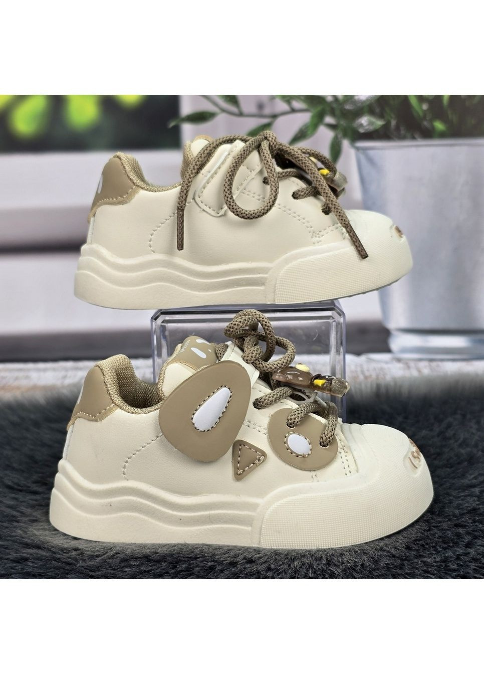 Молочные демисезонные кроссовки детские для девочки Paliament