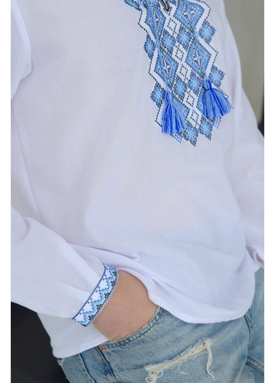 Блакитна вишивка для хлопчика підлітка з сірим орнаментом візерунок орнамент домоткане полотно (352473807)