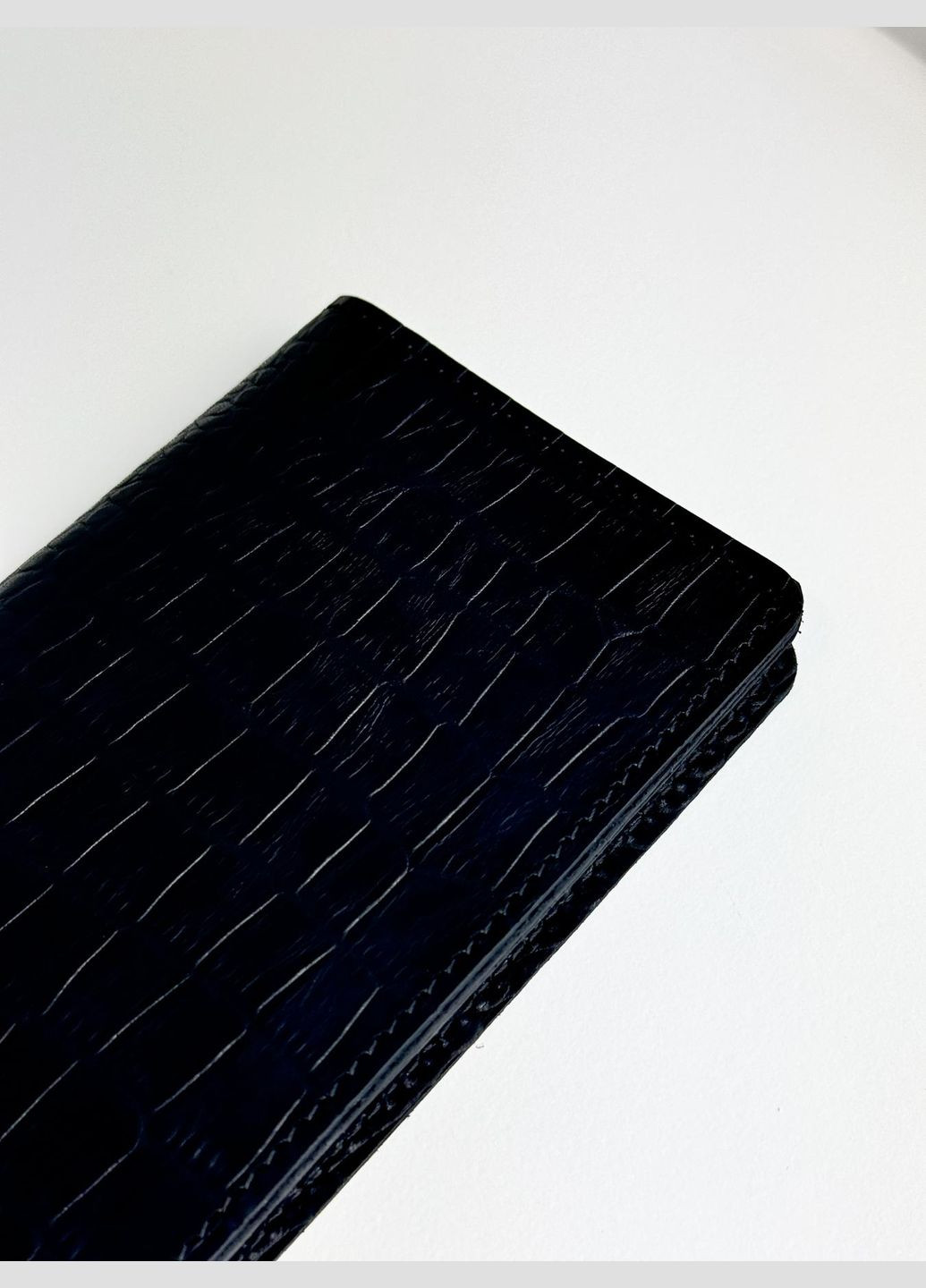 Кошелек мужской из натуральной кожи тиснение крокодил No Brand (327435627)