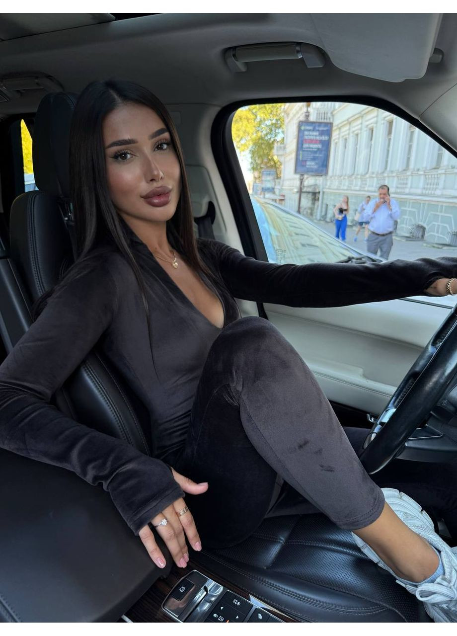 Жіночий велюровий комбінезон Україна комбінезон-брюки темно-коричневий кежуал велюр