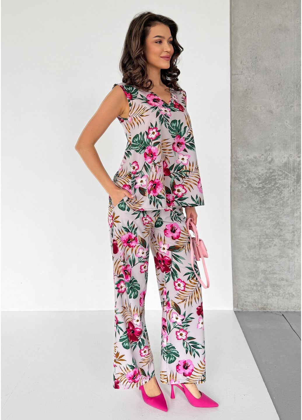 Яркий стильный летний костюм из креп-жатки INNOE Костюм (357490298)