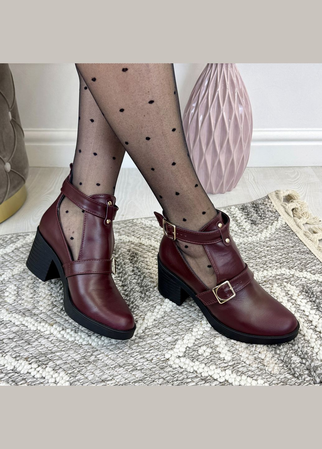 Бордовые демисезонная ботильоны открытые кожаные женские на каблуке, цвет бордо. 38 размер Vasha para
