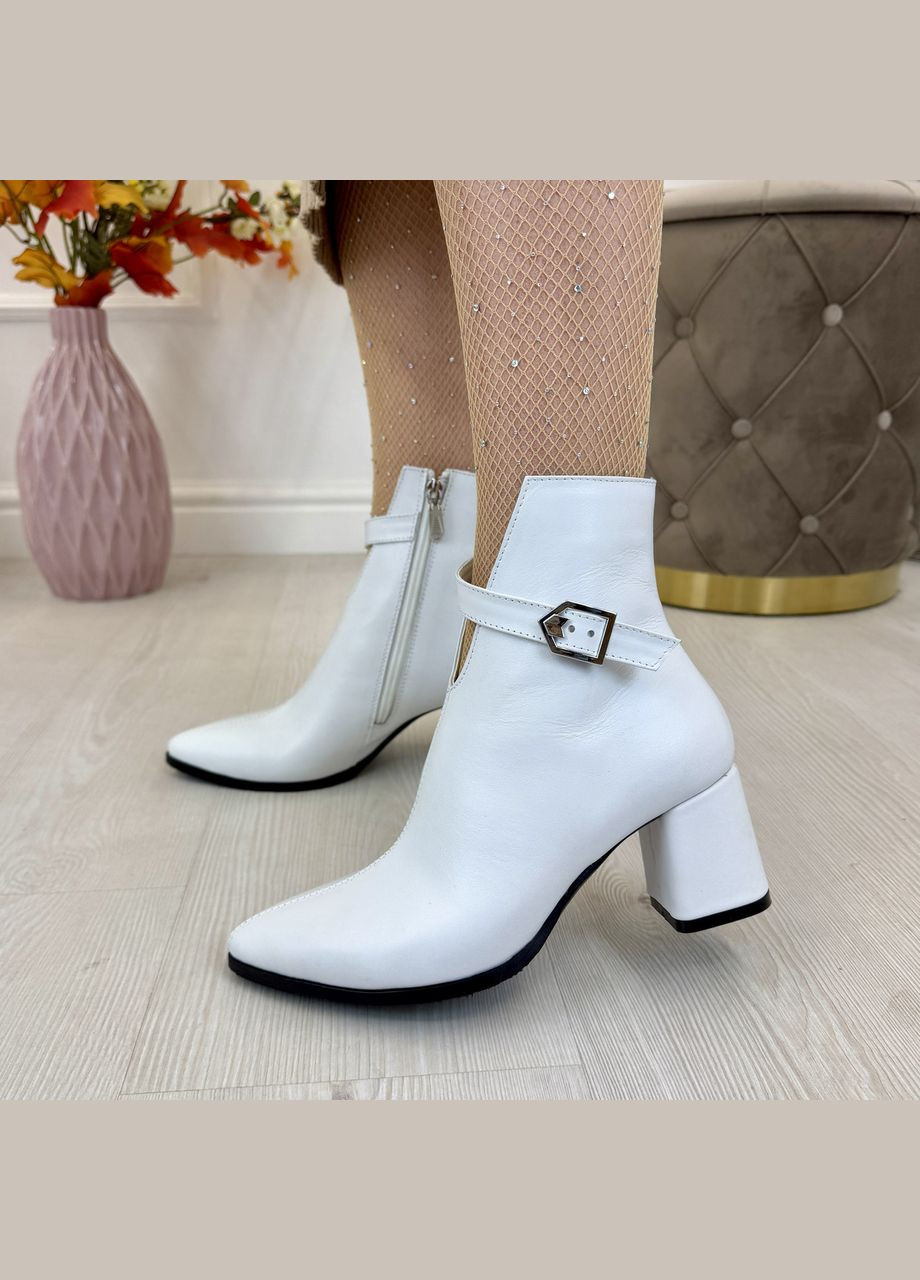 Осенние ботинки кожаные женские с острым носком.. 39 размер Vasha para