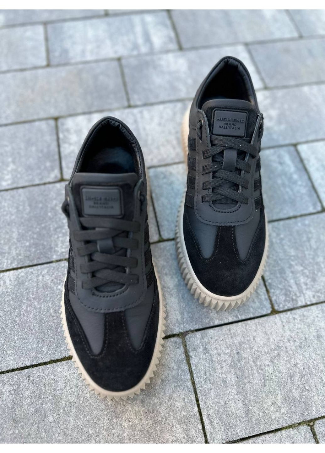 Черные кожаные женские кеды (2801-1) VZUTIK