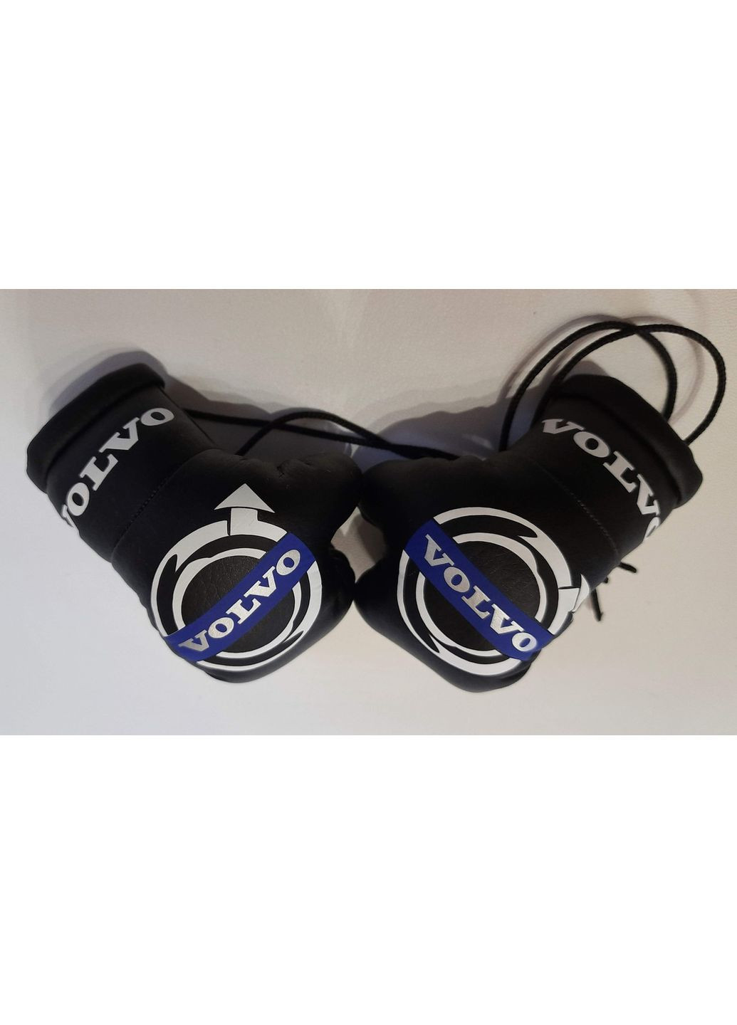 Подвеска боксерские перчатки Volvo (351901707)