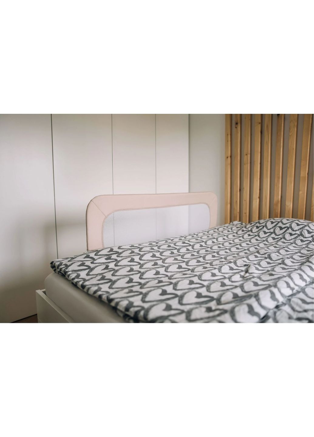 Защитный бортик для кровати little dots, beige FreeOn (352770843)