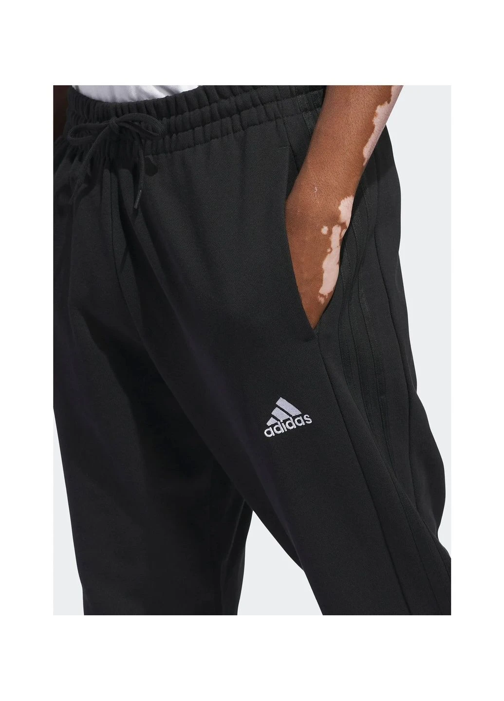 Черные демисезонные брюки adidas