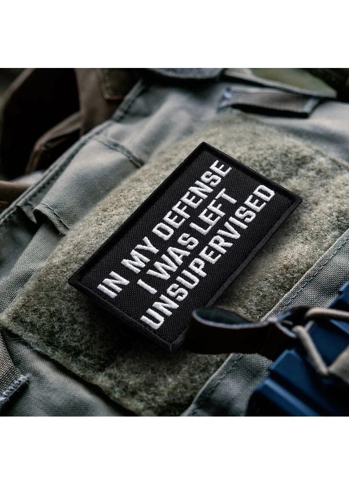 Набор шевронов 2 шт с липучкой "In My Defense I Was Left Unsupervised" 5х8 см вышитый патч нашивка шеврон IDEIA (392482962)