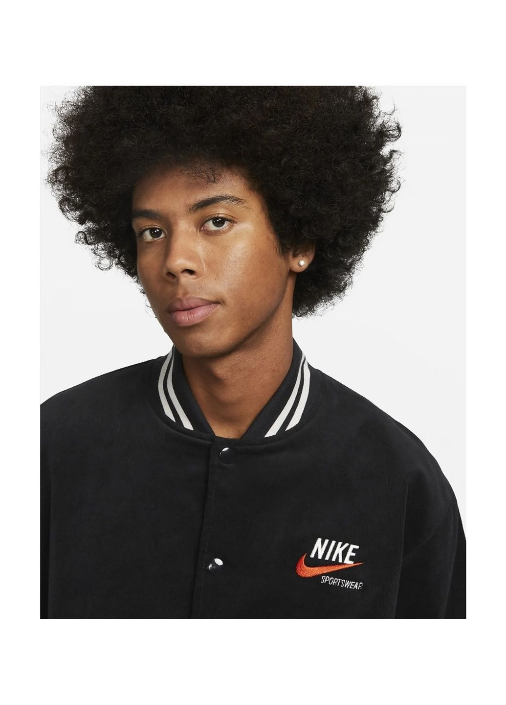 Чорна куртка чоловіча sportswear trend black dv9997-010 Nike